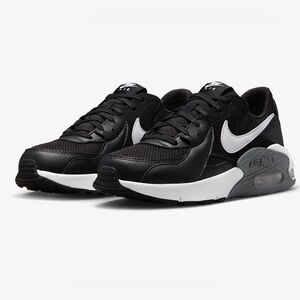 Nike Air Max Black White Athletic Shoes
